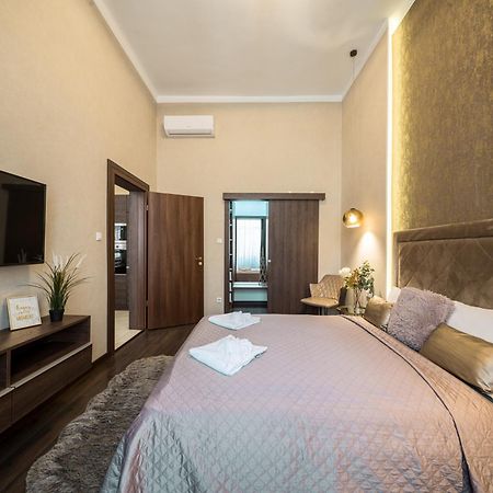Luxury Dream With A Sauna In The Center Budapest Luaran gambar
