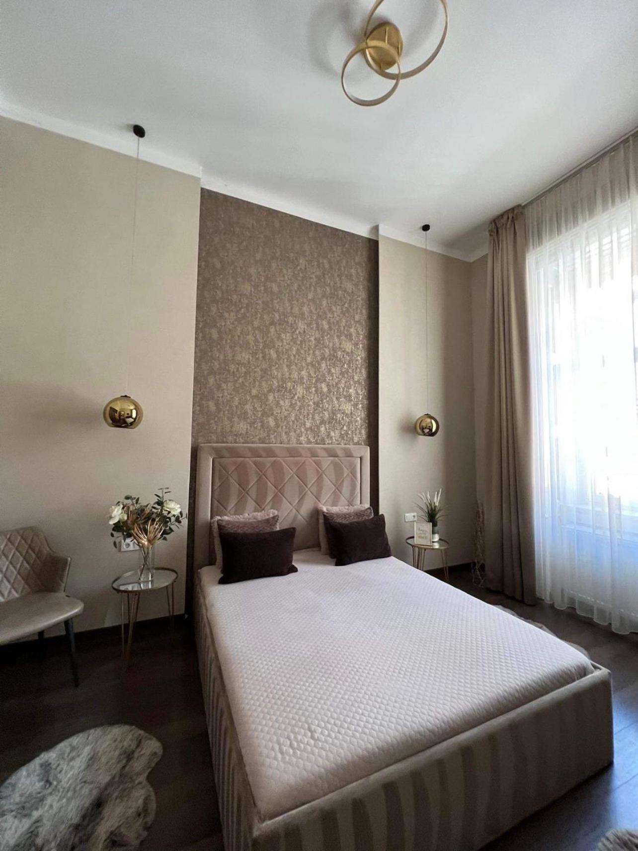 Luxury Dream With A Sauna In The Center Budapest Luaran gambar